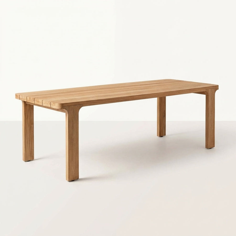 Luma Dining Table