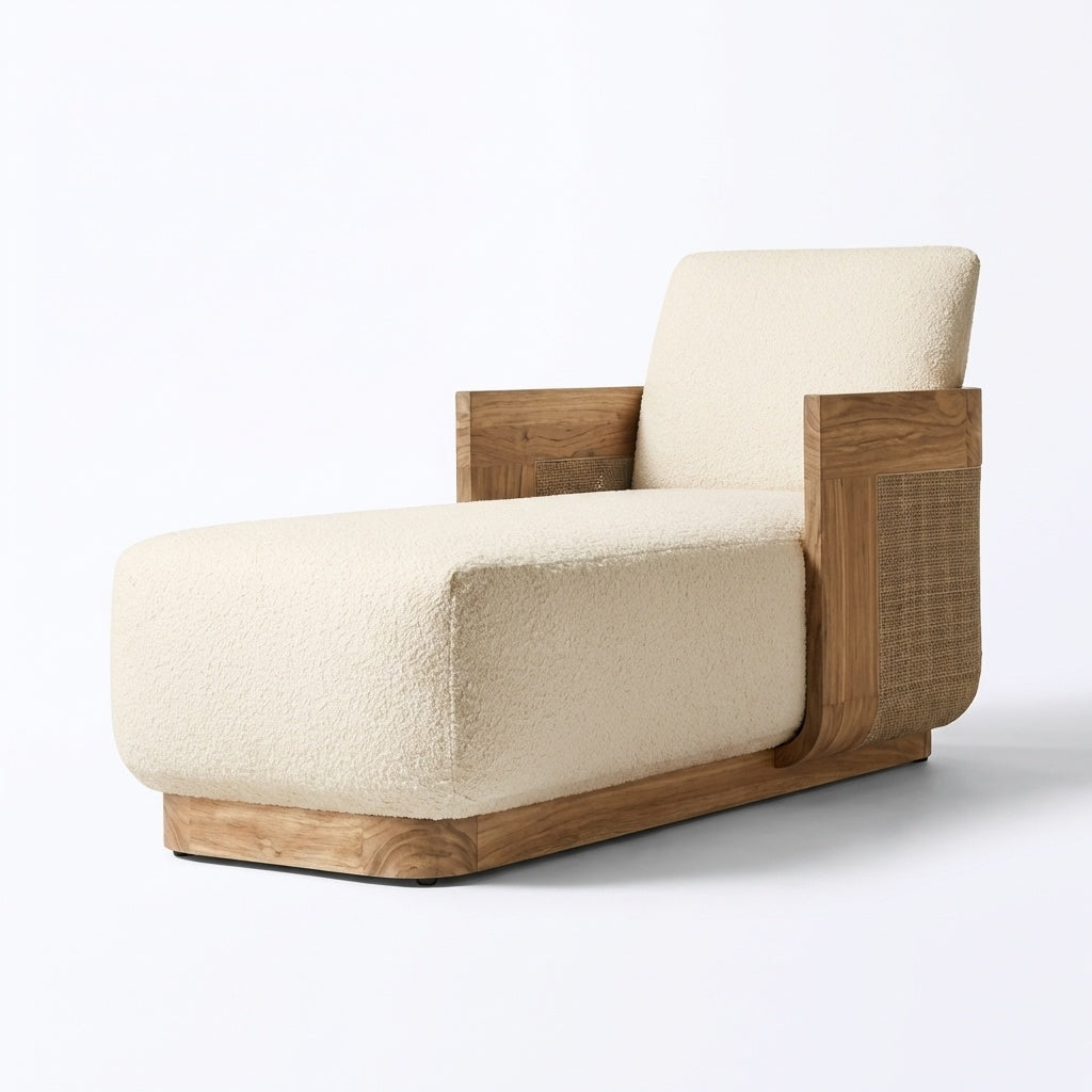 Aurelia Chaise - Front View