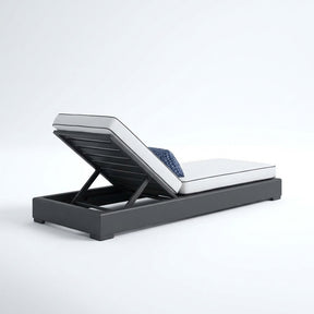 Arco Sun Lounger — back view